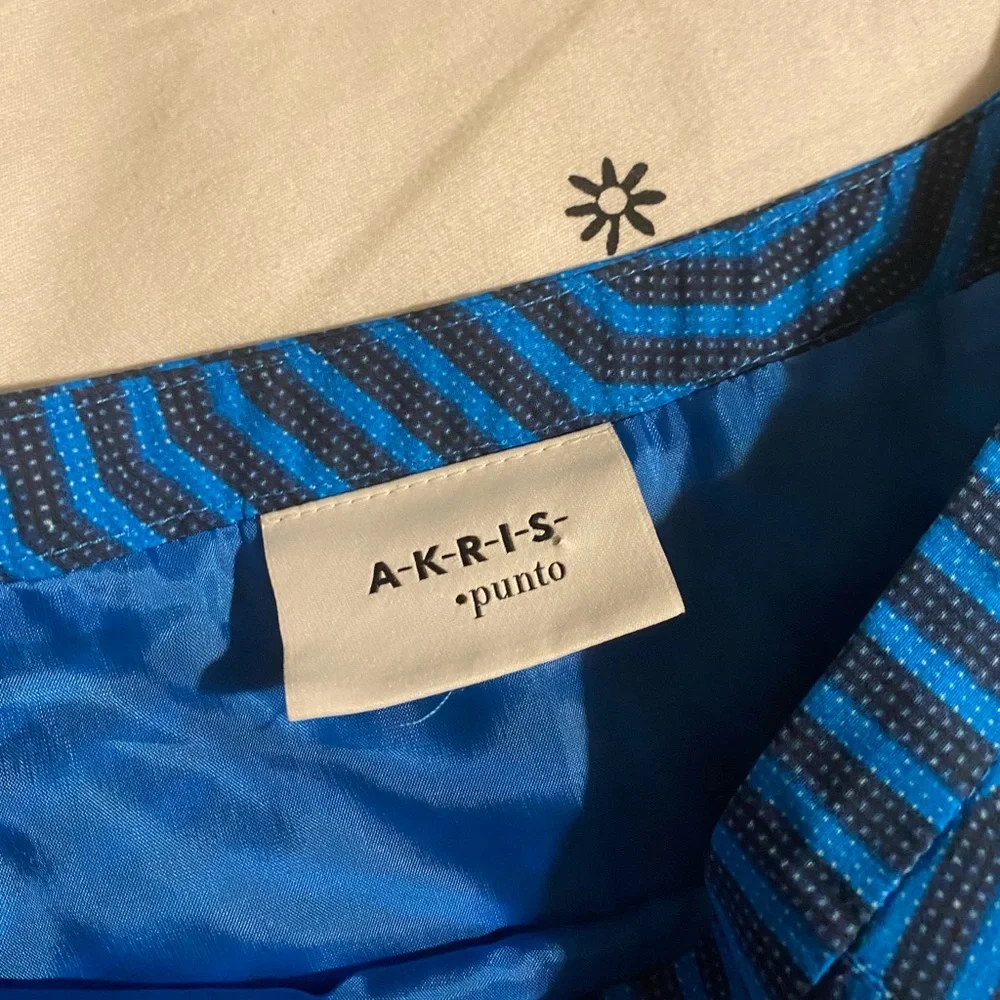 695$ Akris Punto geometric skirt - Picture 6 of 6